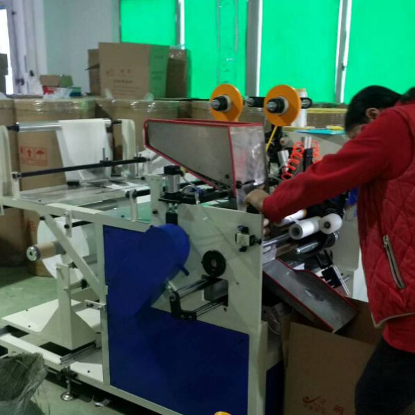 高速全自动遮蔽膜胶带贴合机